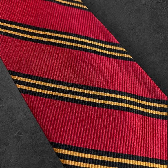 Jos A. Bank Signature Collection Men's Red Striped 100% Silk Professional Tie - Picture 2 of 3
